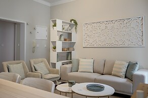 Bairro Alto Elegant by Homing