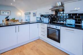 Caldey View Cottage - 1 Bedroom - Penally