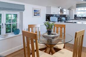 Caldey View Cottage - 1 Bedroom - Penally