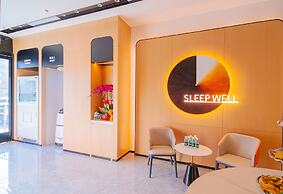 Home Inn Huayi Select Collection Hotel