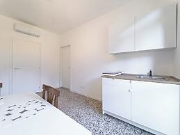 RRRapido Sant Ambrogio Suites and Rooms