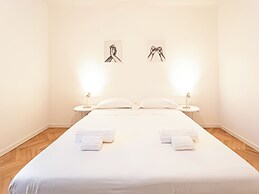 RRRapido Sant Ambrogio Suites and Rooms