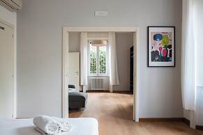 RRRapido Sant Ambrogio Suites and Rooms