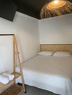 Airport Manini Lodge Studio 12