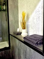 1-bed Apartment - Sleeps 2, Wifi & Central