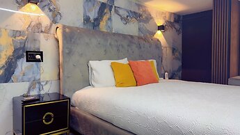 1-bed Apartment - Sleeps 2, Wifi & Central
