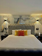 1-bed Apartment - Sleeps 2, Wifi & Central