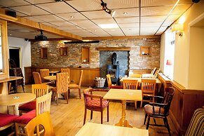 Cresselly Inn