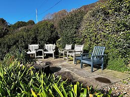 1 Rowes Cottages