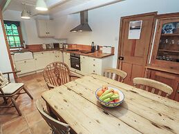 1 Rowes Cottages