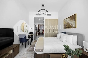432 Bloomfields Deluxe STU Gate Masdar