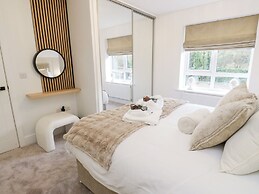 Loco Lodge