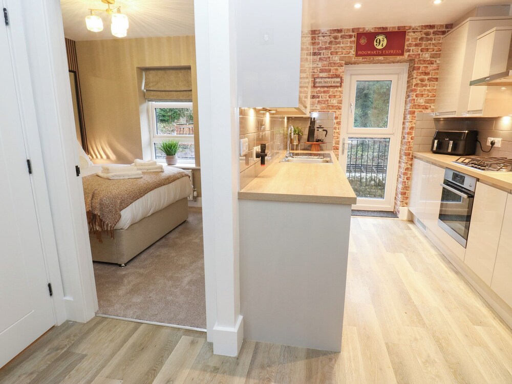Loco Lodge
