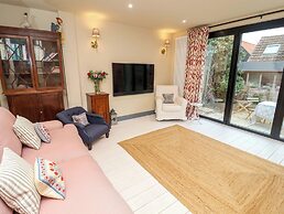 52 Lee Road