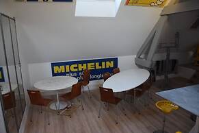 Les Insolites