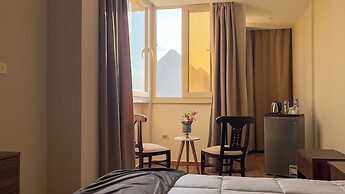 Sahary Pyramids View Hotel