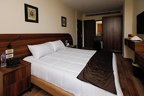 Sahary Pyramids View Hotel