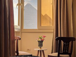 Sahary Pyramids View Hotel