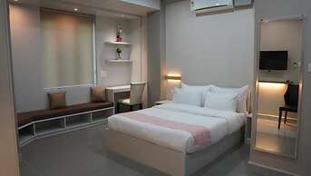 Hotel Jay Jay