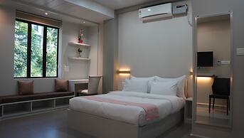 Hotel Jay Jay