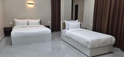 Hotel Jay Jay