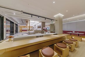 SKYBIRD Hotel