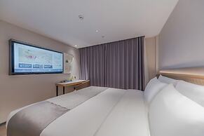 SKYBIRD Hotel