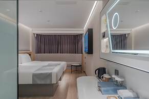 SKYBIRD Hotel