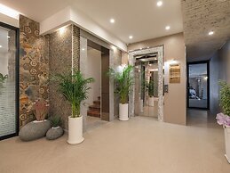 Urban Brown Hotel