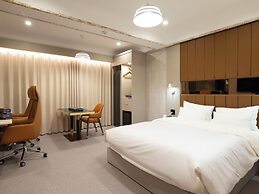 Urban Brown Hotel