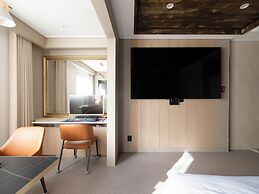 Urban Brown Hotel