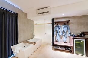 The All New Stark Boutique Hotel
