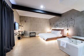 The All New Stark Boutique Hotel