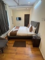 AKS Grand Hotel in Varanasi