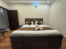 AKS Grand Hotel in Varanasi