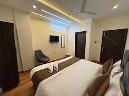 AKS Grand Hotel in Varanasi