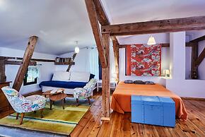 Spacious Holiday Home, Pool, Sauna, Whirlpool