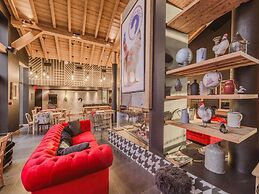 Apartment for six With River View