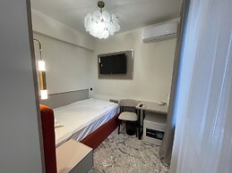 Naya Hotel
