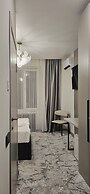 Naya Hotel