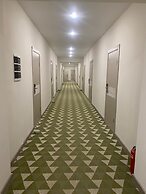 Naya Hotel