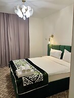 Naya Hotel