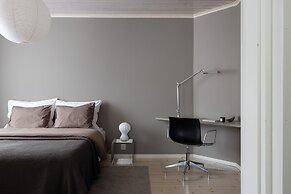 Stylish 1BR Apt. in Historic Area