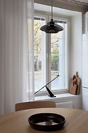 Stylish 1BR Apt. in Historic Area