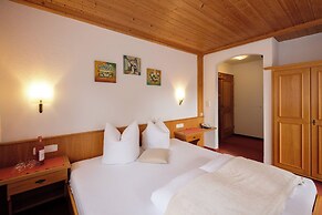 Hotel Garni DIAS