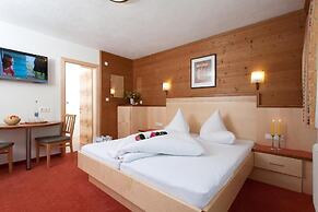 Hotel Garni DIAS