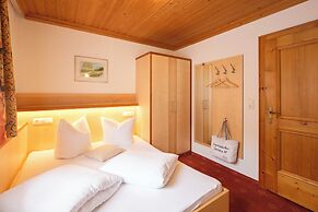 Hotel Garni DIAS