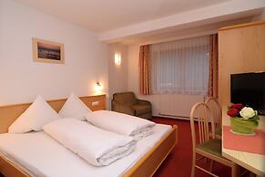 Hotel Garni DIAS