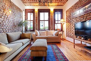 Alaattin Apartments