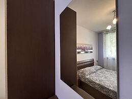 Bright Apartment With Pool Near the sea